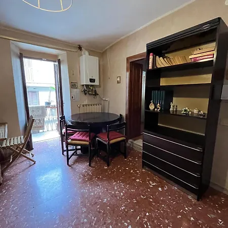 Sursum Corda Private House